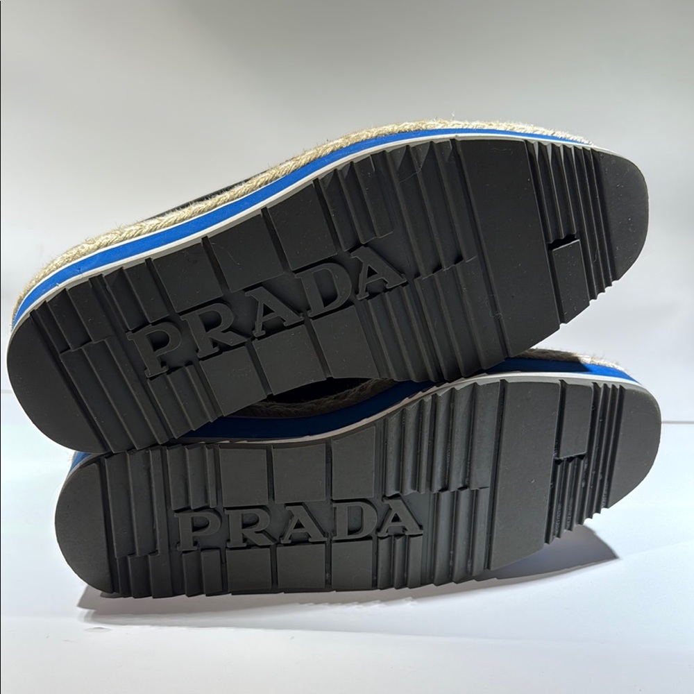Prada Black and Blue Platform Shoes with Brogue Detailing - Picture 2 of 7